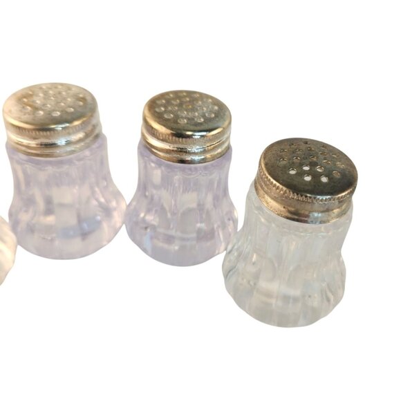 Vintage Miniature Acrylic Salt & Pepper Shakers With Screw-On Metal Lids Set Of - Picture 3 of 8